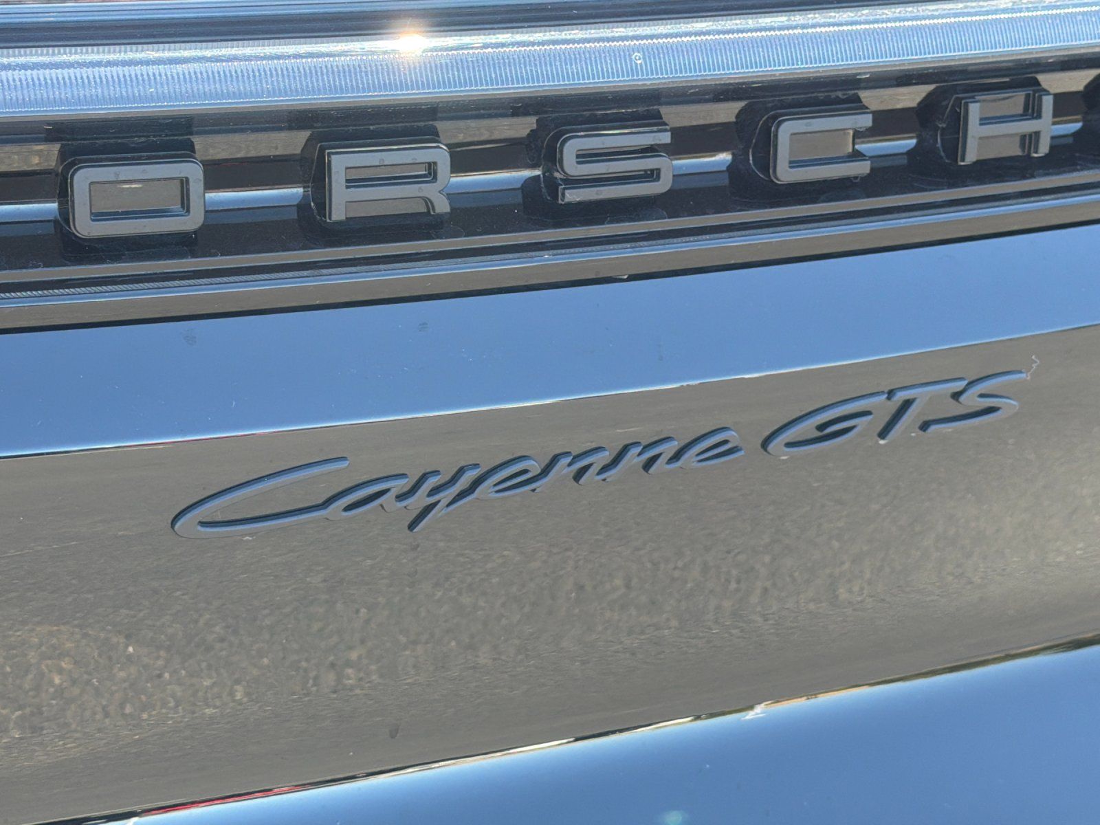 2026 Porsche Cayenne GTS — foto completa 26 de 27