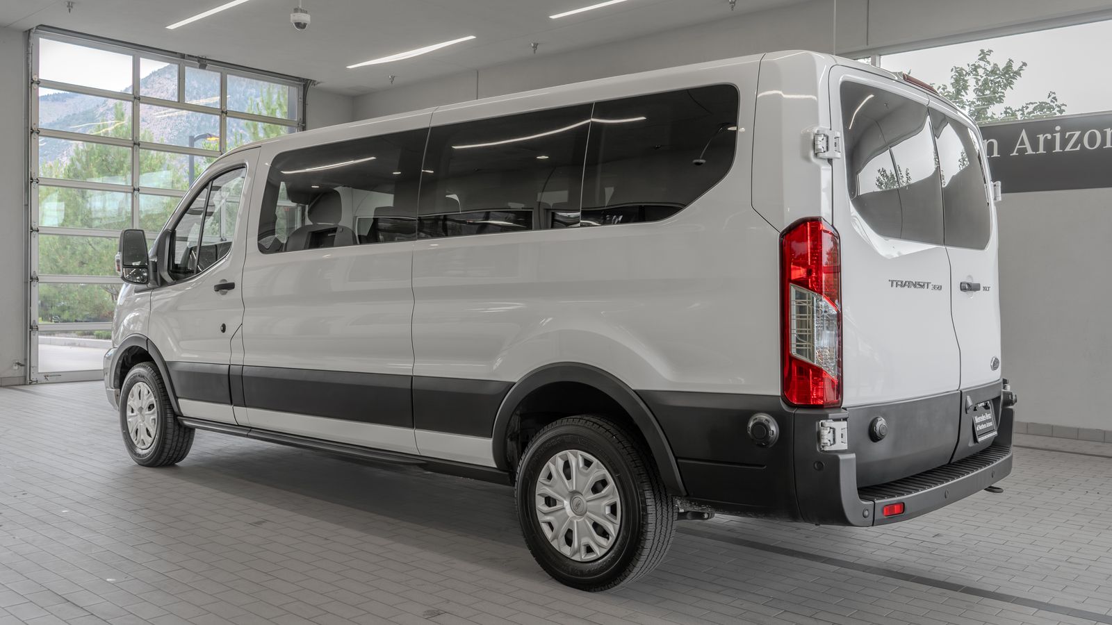 2024 Ford Transit-350 XLT — full photo 13 of 35