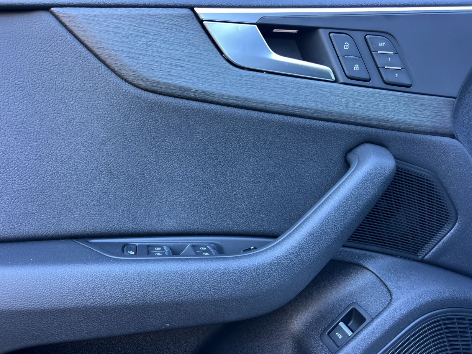 2018 Audi A5 2.0T Premium Plus — full photo 12 of 28
