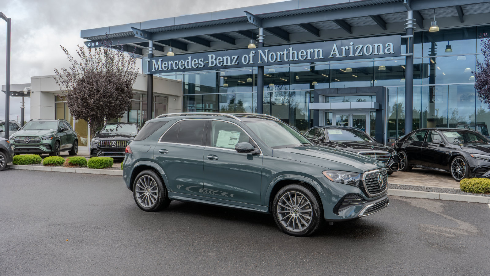 2027 Mercedes-Benz GLE GLE 350 — photo 1 of 37