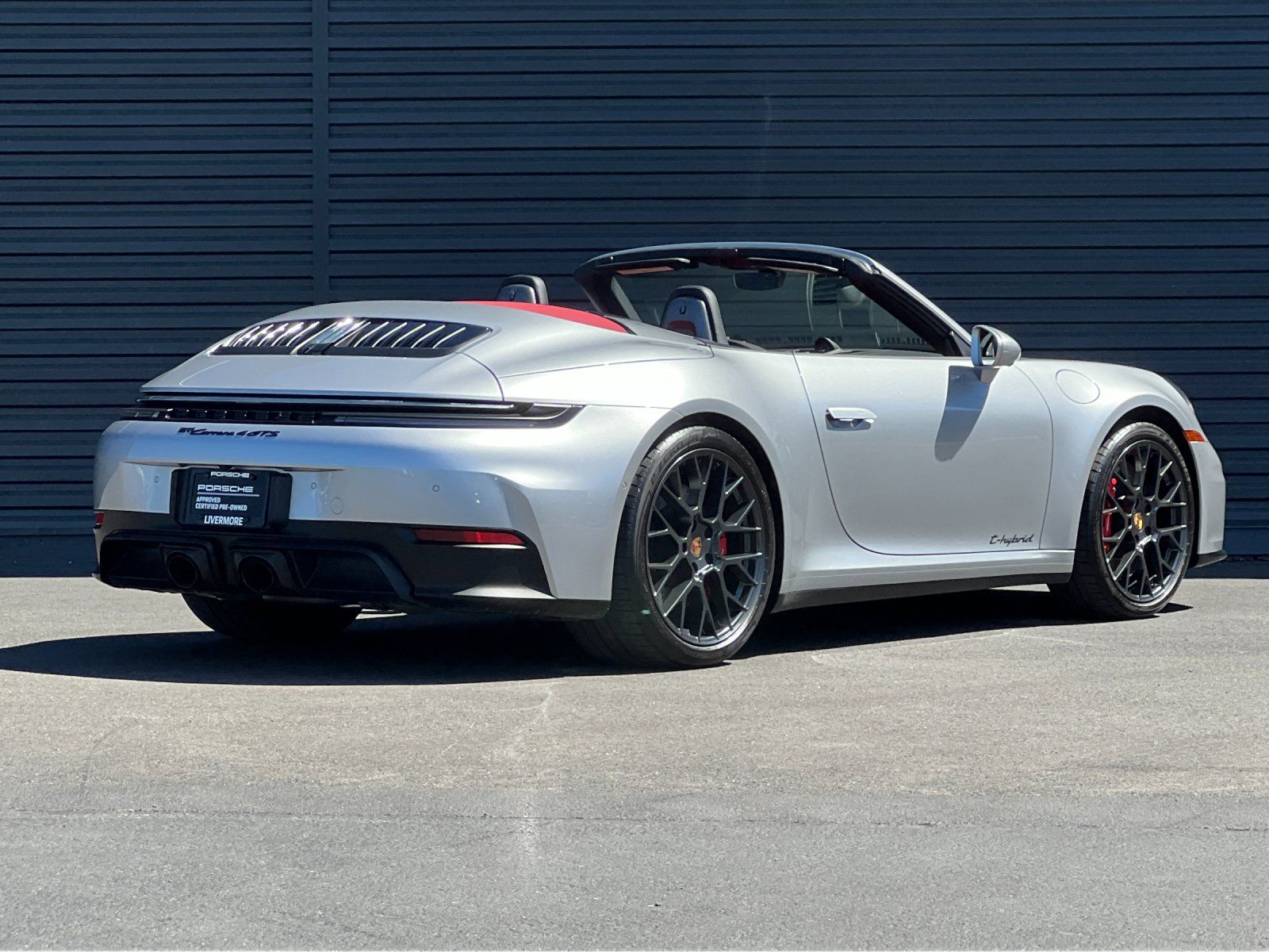 2025 Porsche 911 Carrera 4 GTS — foto completa 9 de 30