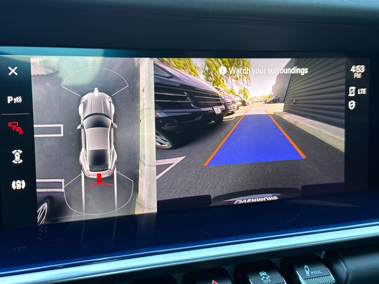 2025 Porsche 911 Turbo S — full photo 19 of 28