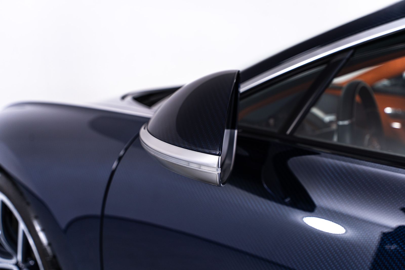 2018 Bugatti Chiron — foto completa 28 de 85