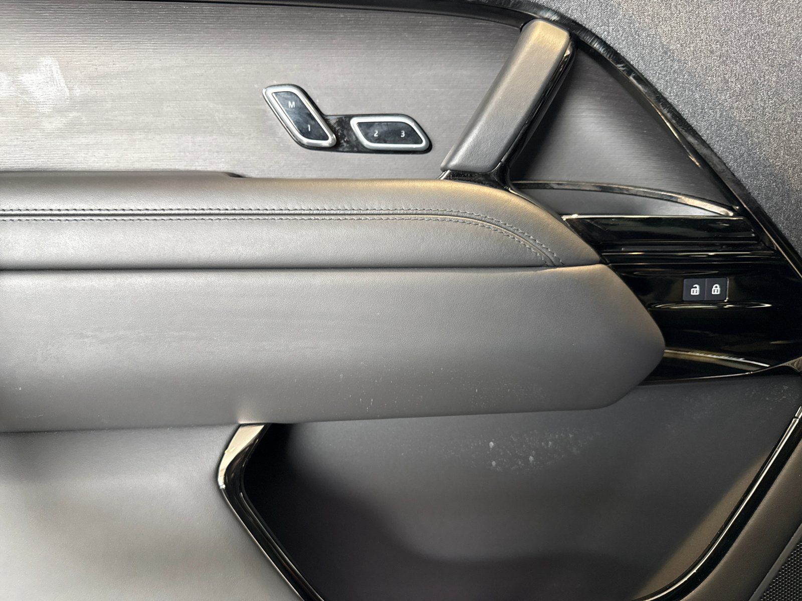 2025 Land Rover Range Rover Sport Autobiography — full photo 10 of 29