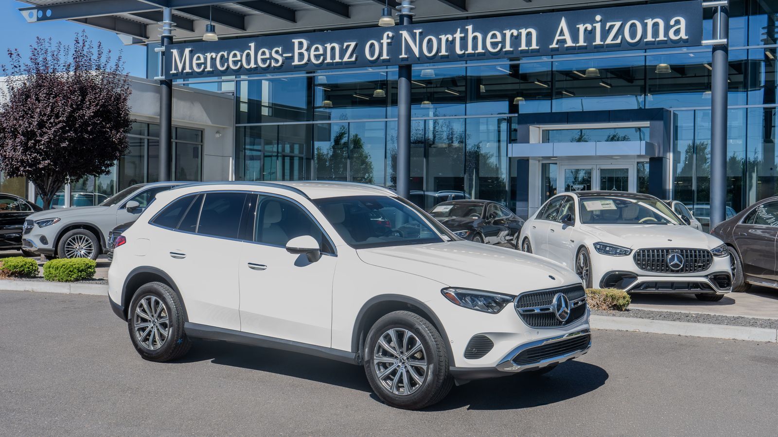 2024 Mercedes-Benz GLC GLC 300 — full photo 1 of 33