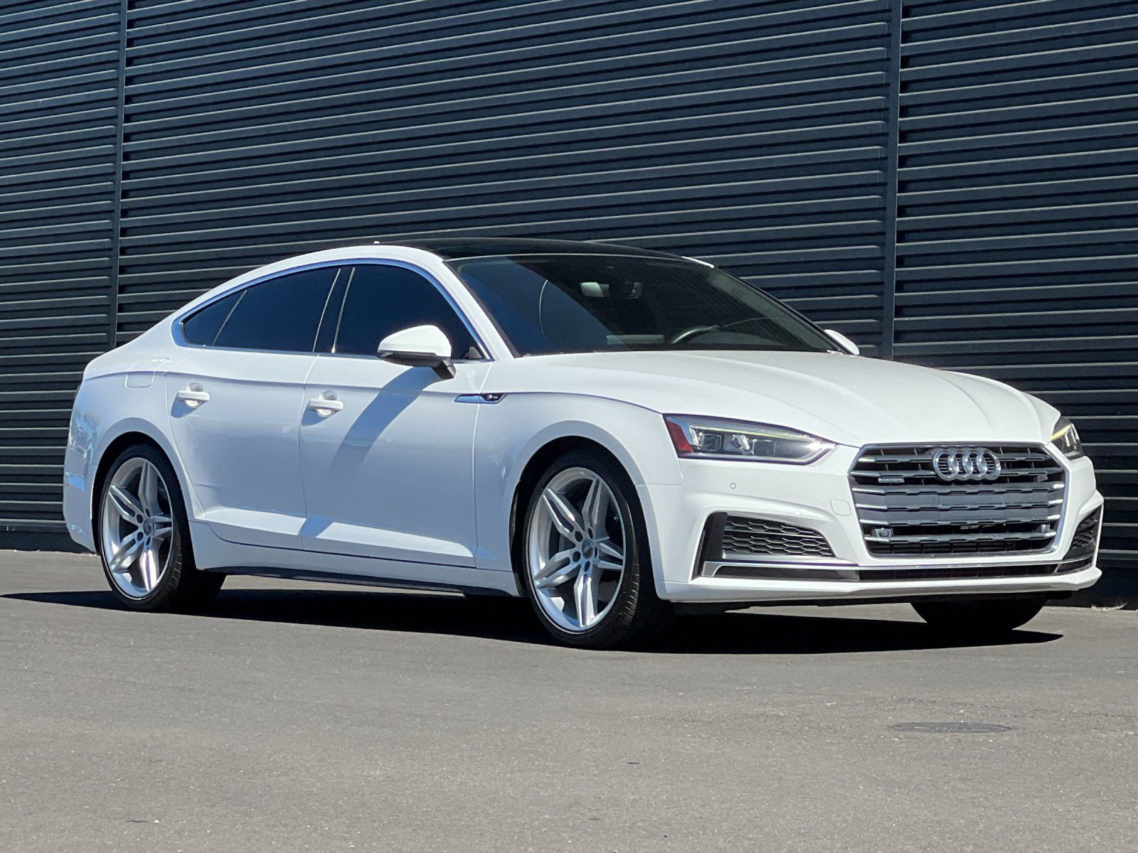 2018 Audi A5 2.0T Premium Plus — full photo 10 of 28