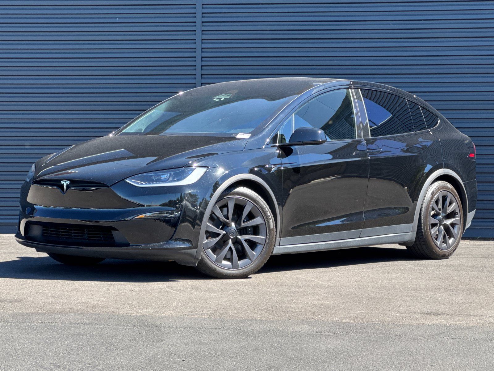2024 Tesla Model X Base — full photo 1 of 29
