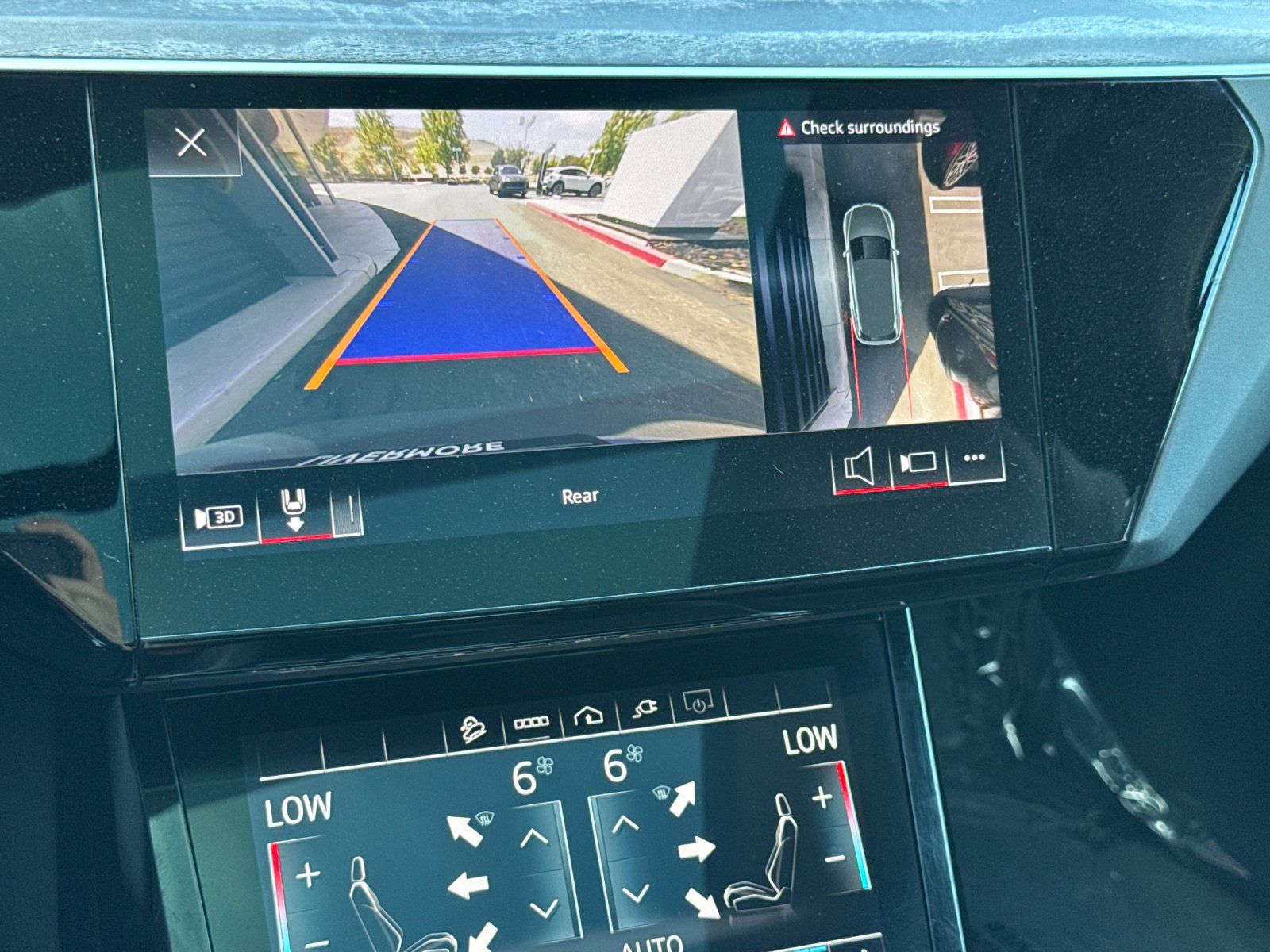 2024 Audi Q8 e-tron Premium Plus — full photo 20 of 29