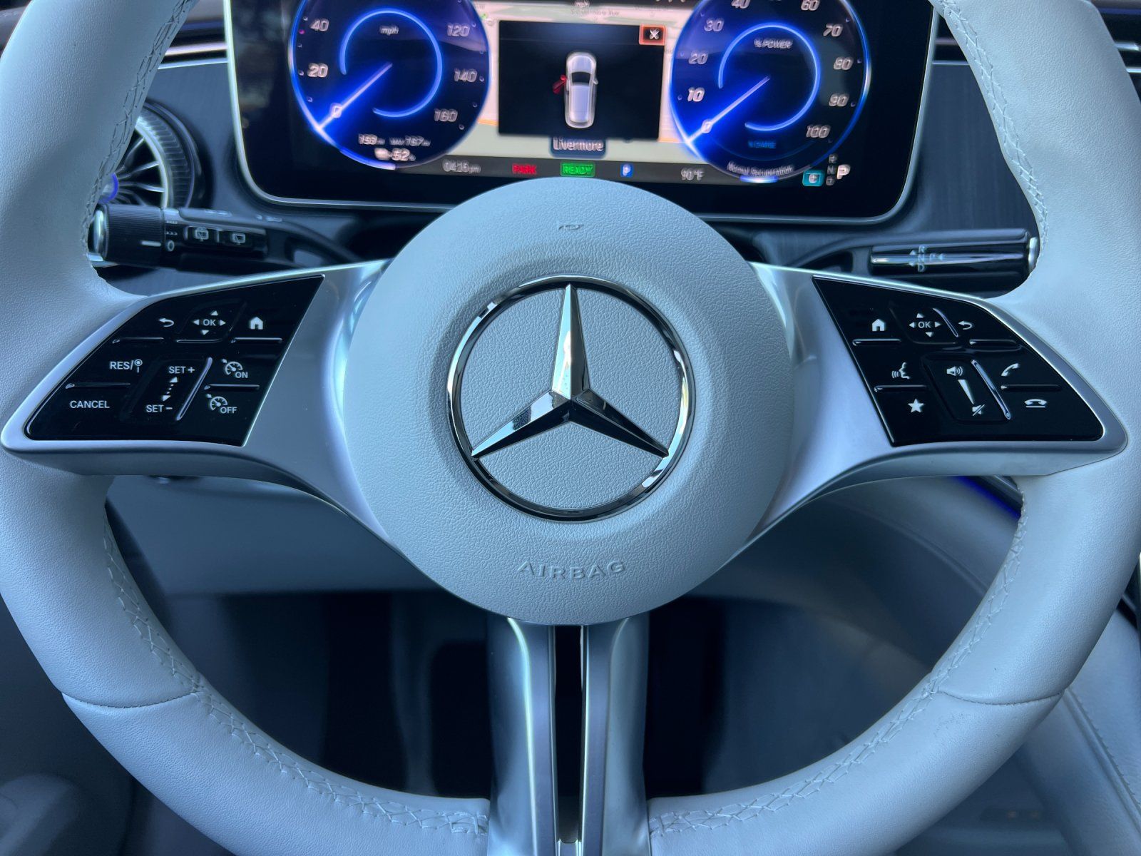 2023 Mercedes-Benz EQE 350+ SUV — foto completa 24 de 29
