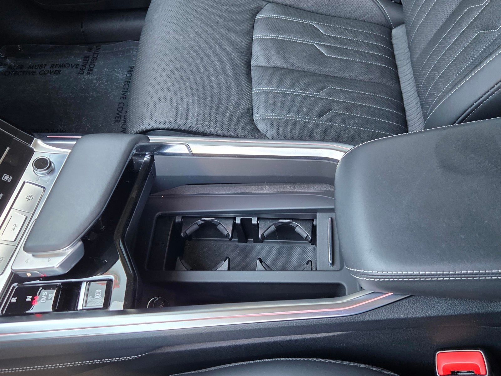 2024 Audi Q8 e-tron Prestige — foto completa 23 de 45