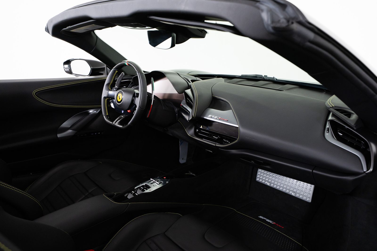 2023 Ferrari SF90 Spider — foto completa 27 de 53