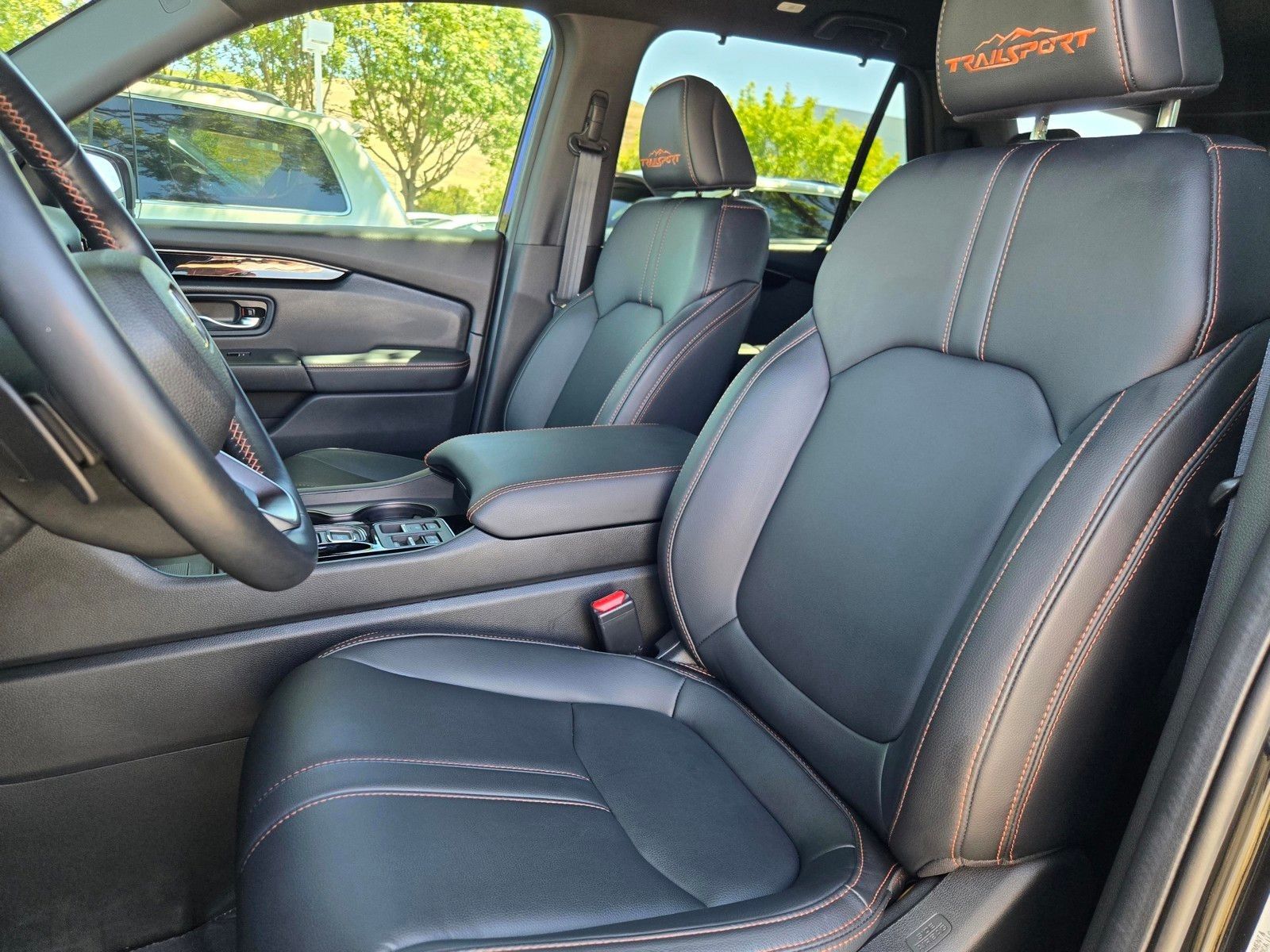 2025 Honda Pilot TrailSport — full photo 21 of 28
