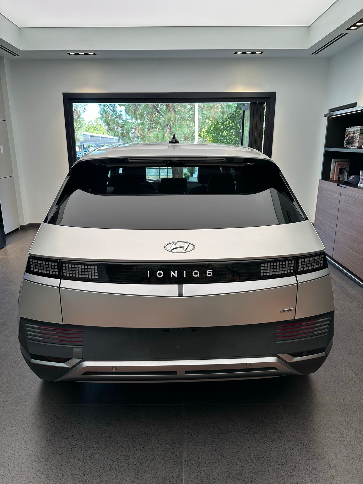 2023 Hyundai IONIQ 5 SEL — foto completa 2 de 11
