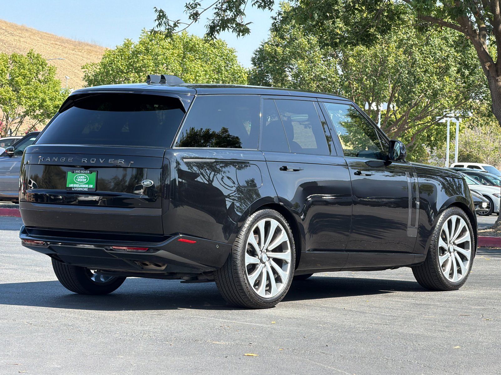 2023 Land Rover Range Rover SE — full photo 5 of 29
