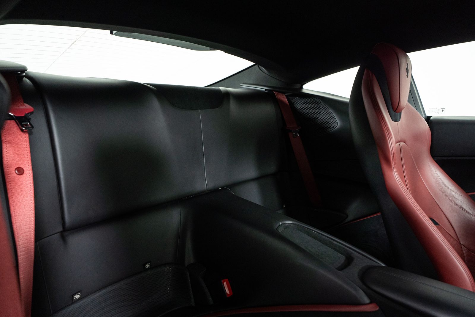 2022 Ferrari Roma — full photo 41 of 42
