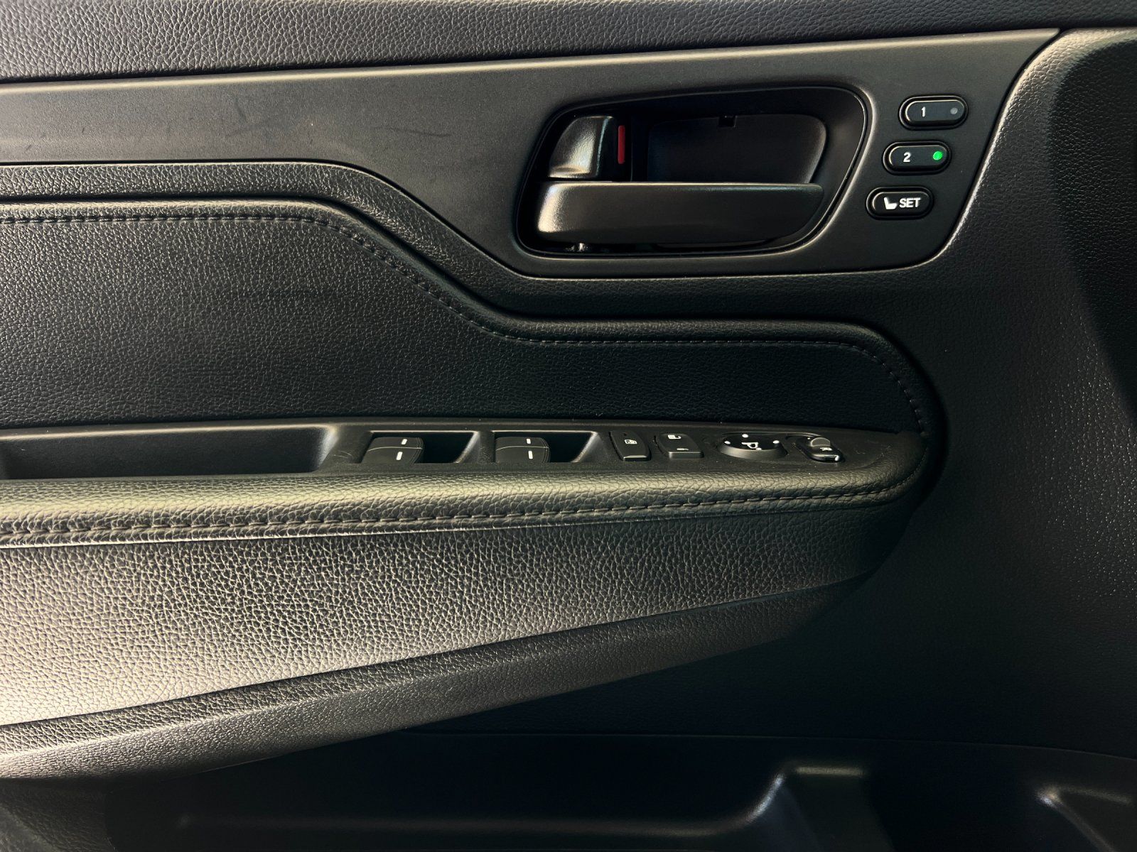 2023 Honda Odyssey EX-L — foto completa 11 de 29