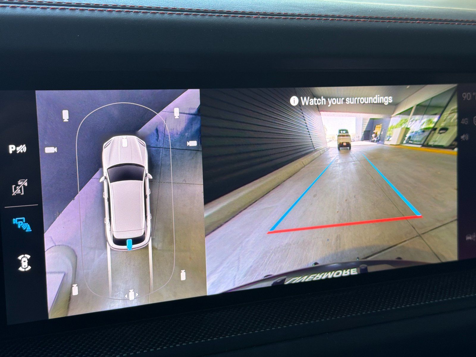 2026 Porsche Cayenne GTS — full photo 17 of 26