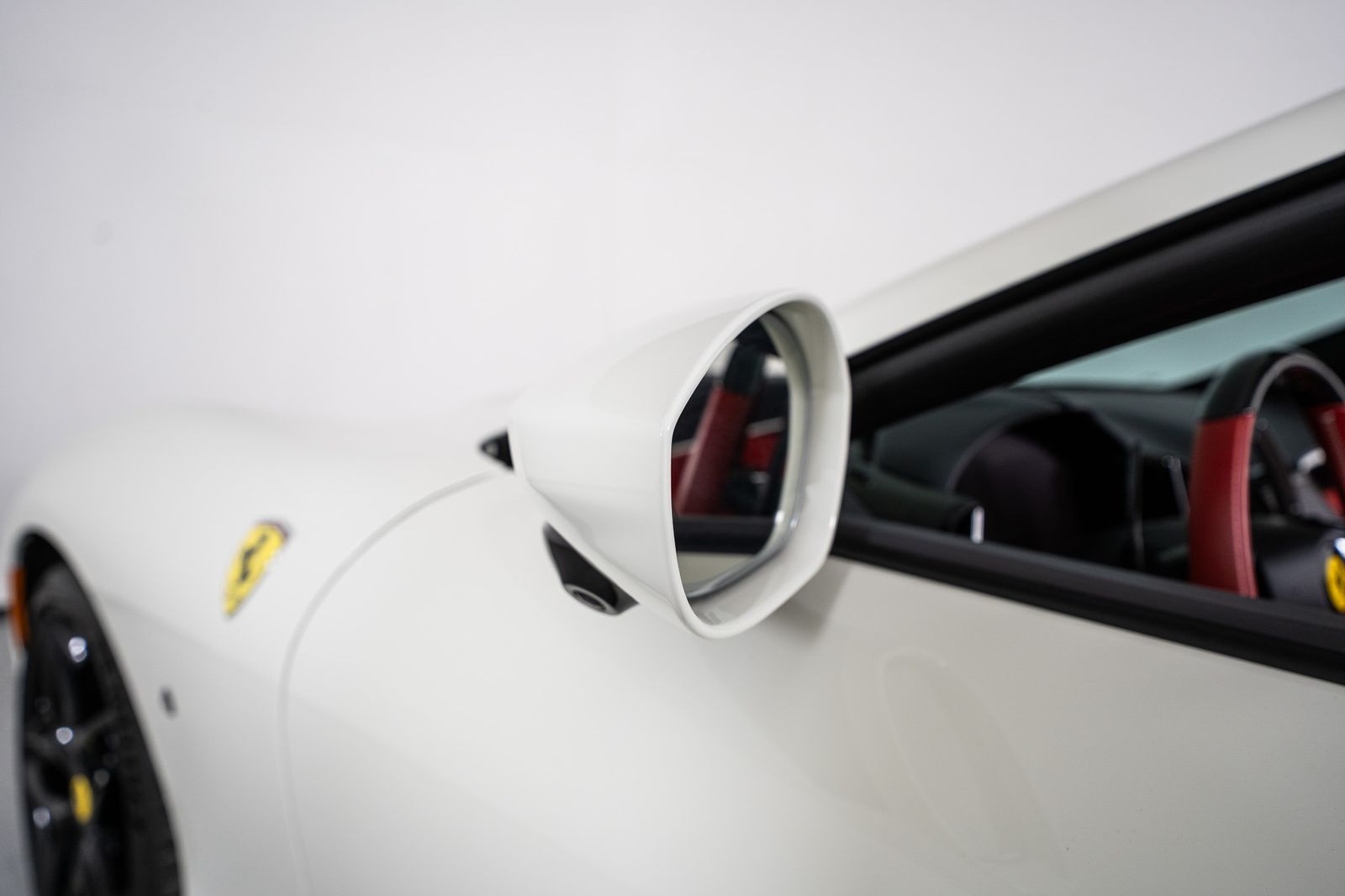 2025 Ferrari Roma Spider — foto completa 11 de 51