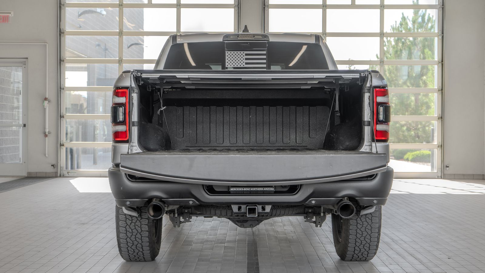 2020 Ram 1500 Rebel — foto completa 16 de 34