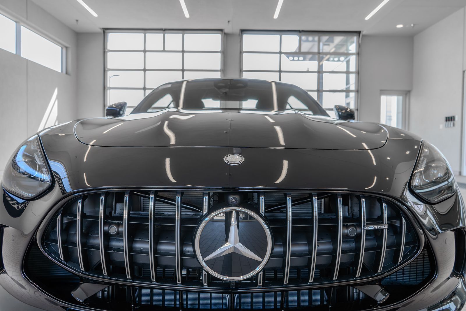 2025 Mercedes-Benz AMG® GT 63 Base — full photo 21 of 32
