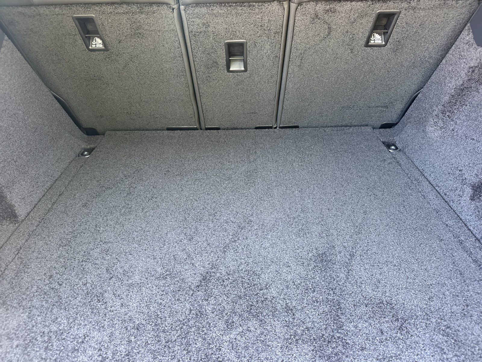 2025 Land Rover Range Rover SE — full photo 15 of 30