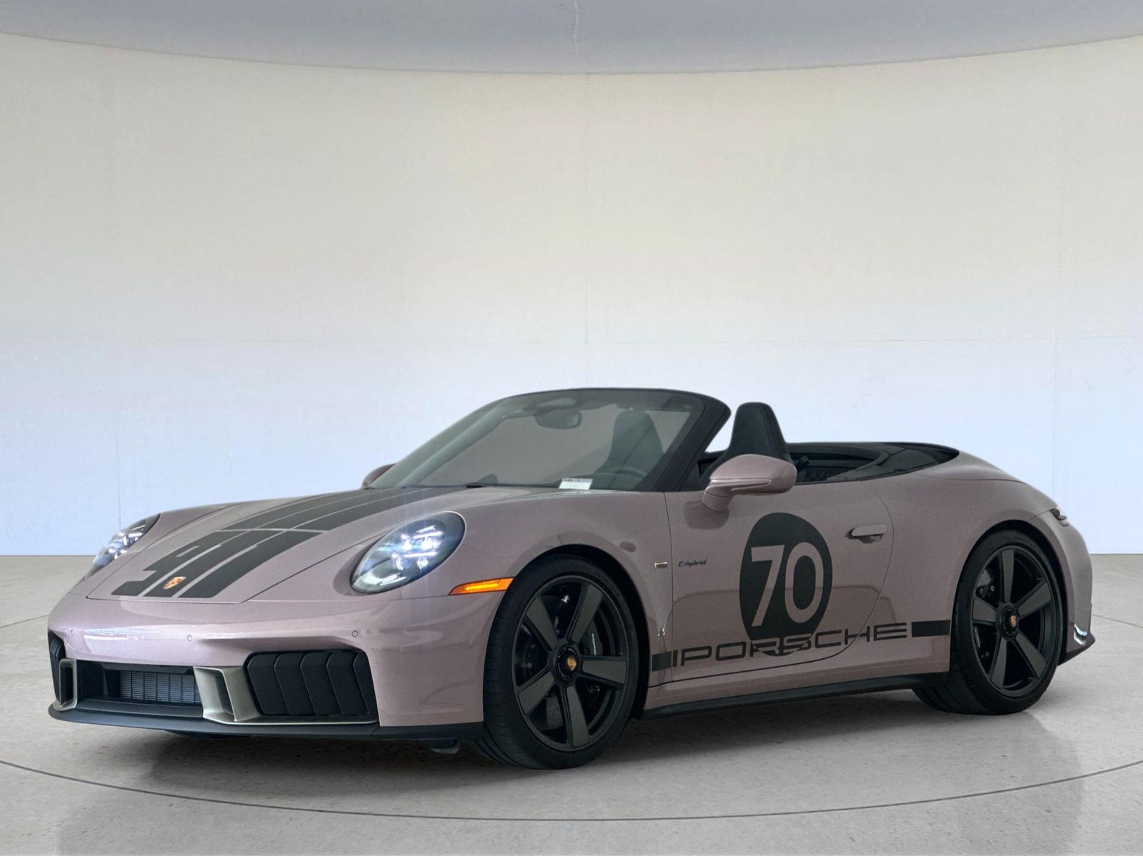 2026 Porsche 911 Spirit 70 — full photo 1 of 26