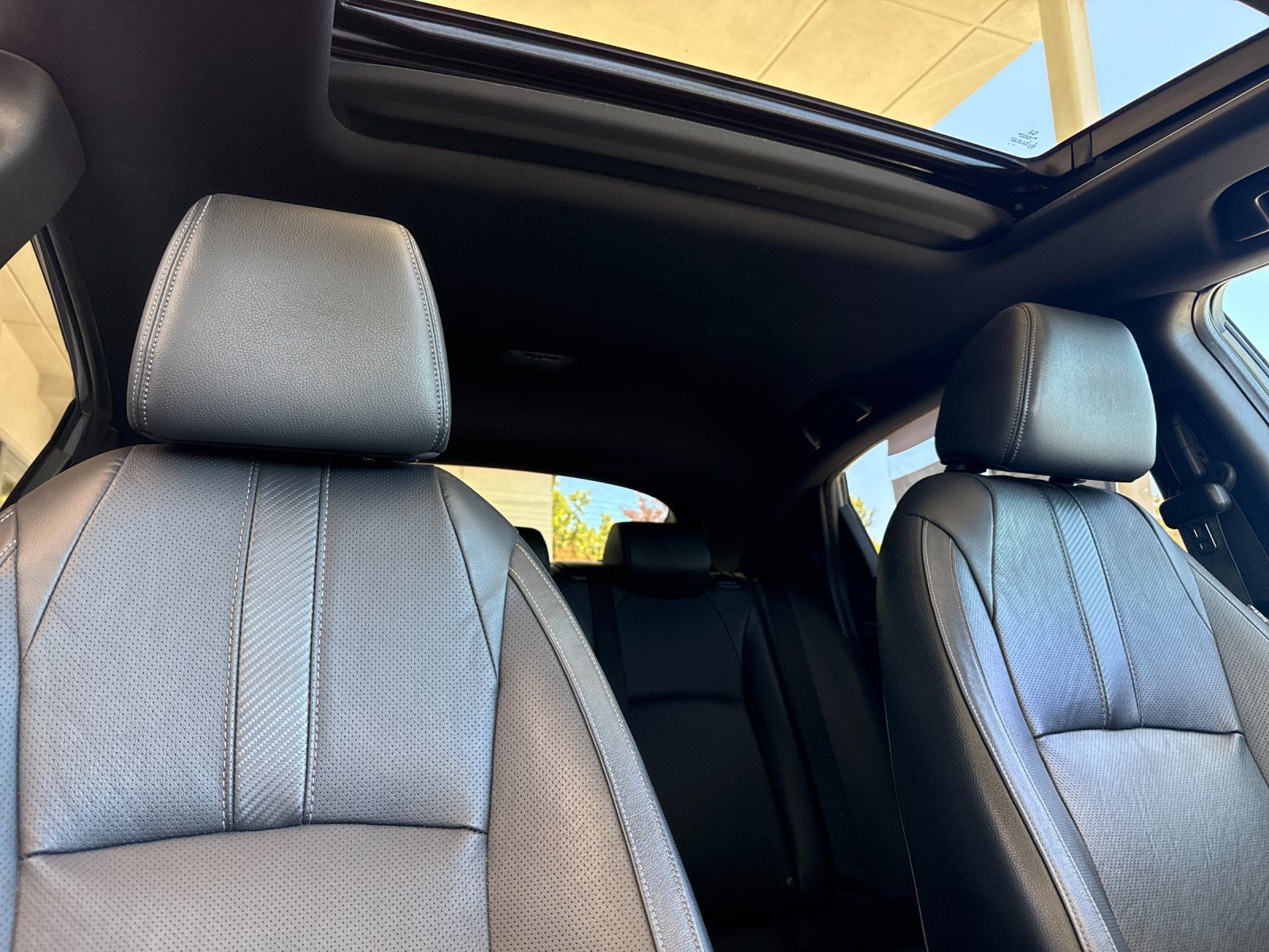 2019 Honda Civic Sport Touring — full photo 16 of 28