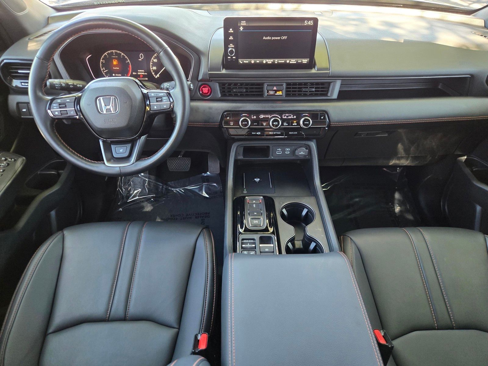 2025 Honda Pilot TrailSport — full photo 13 of 28