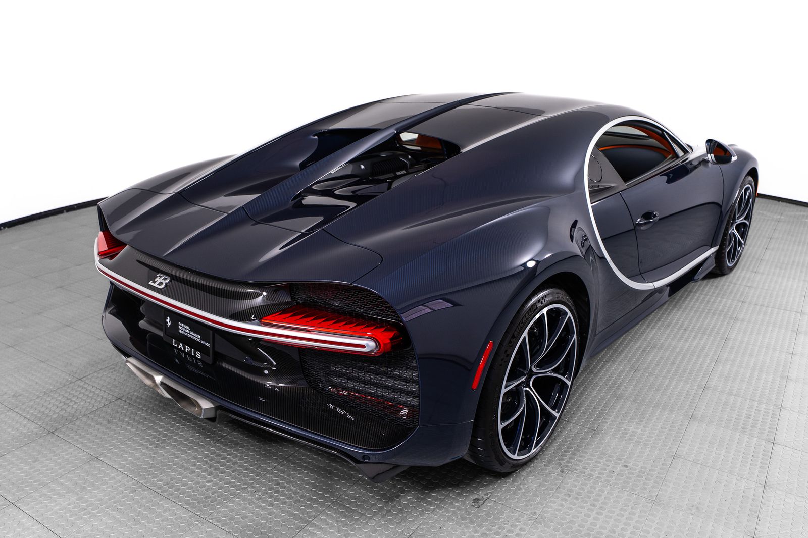 2018 Bugatti Chiron — foto completa 9 de 85
