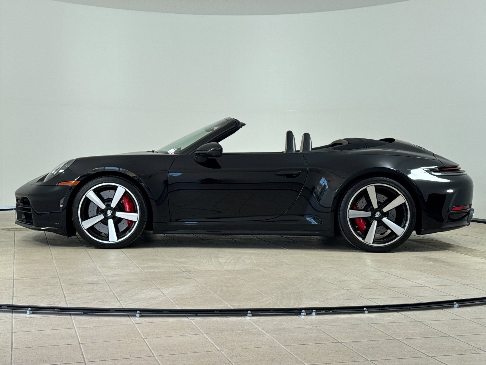 2025 Porsche 911 Carrera S — foto completa 2 de 28