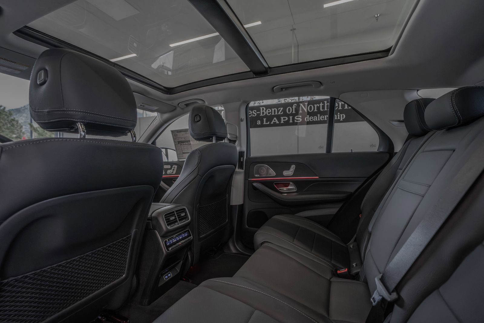 2026 Mercedes-Benz GLE GLE 450 — full photo 26 of 36