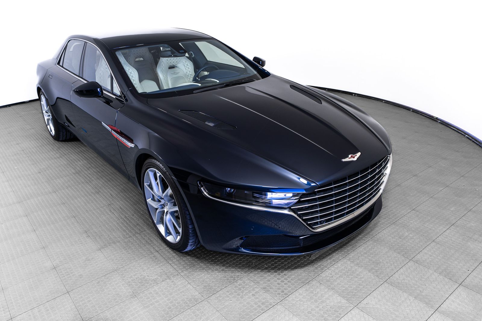 2018 Aston Martin Lagonda Taraf — foto completa 62 de 62