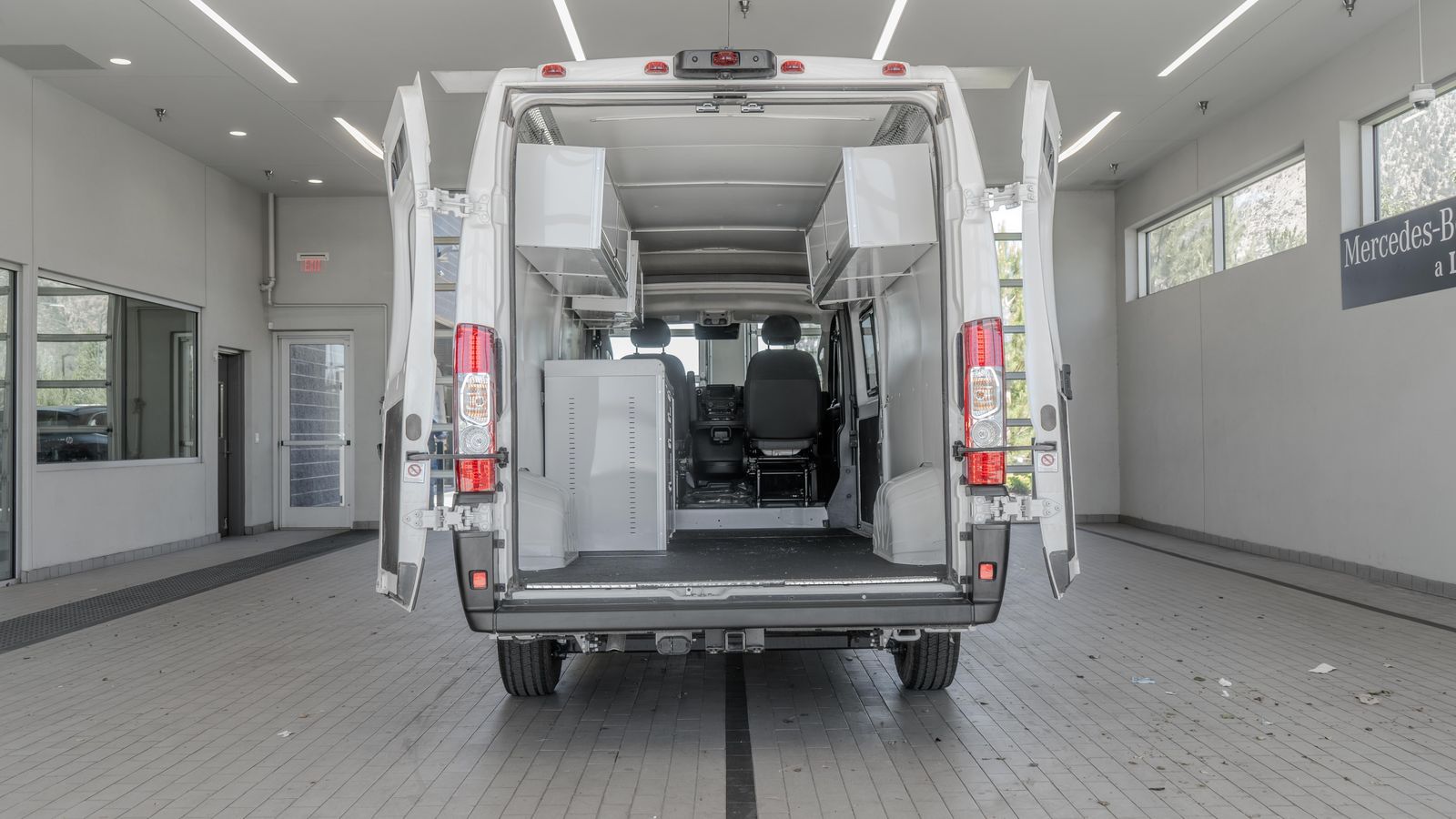 2024 Ram ProMaster 3500 High Roof — foto completa 16 de 36