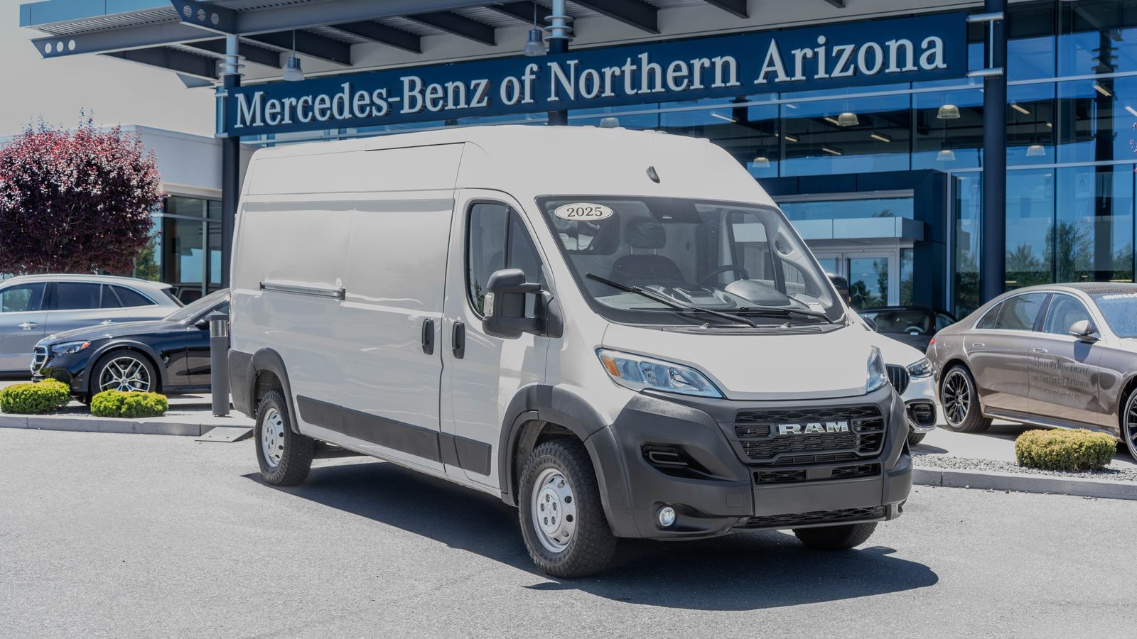 2025 Ram ProMaster 2500 High Roof — foto completa 1 de 34