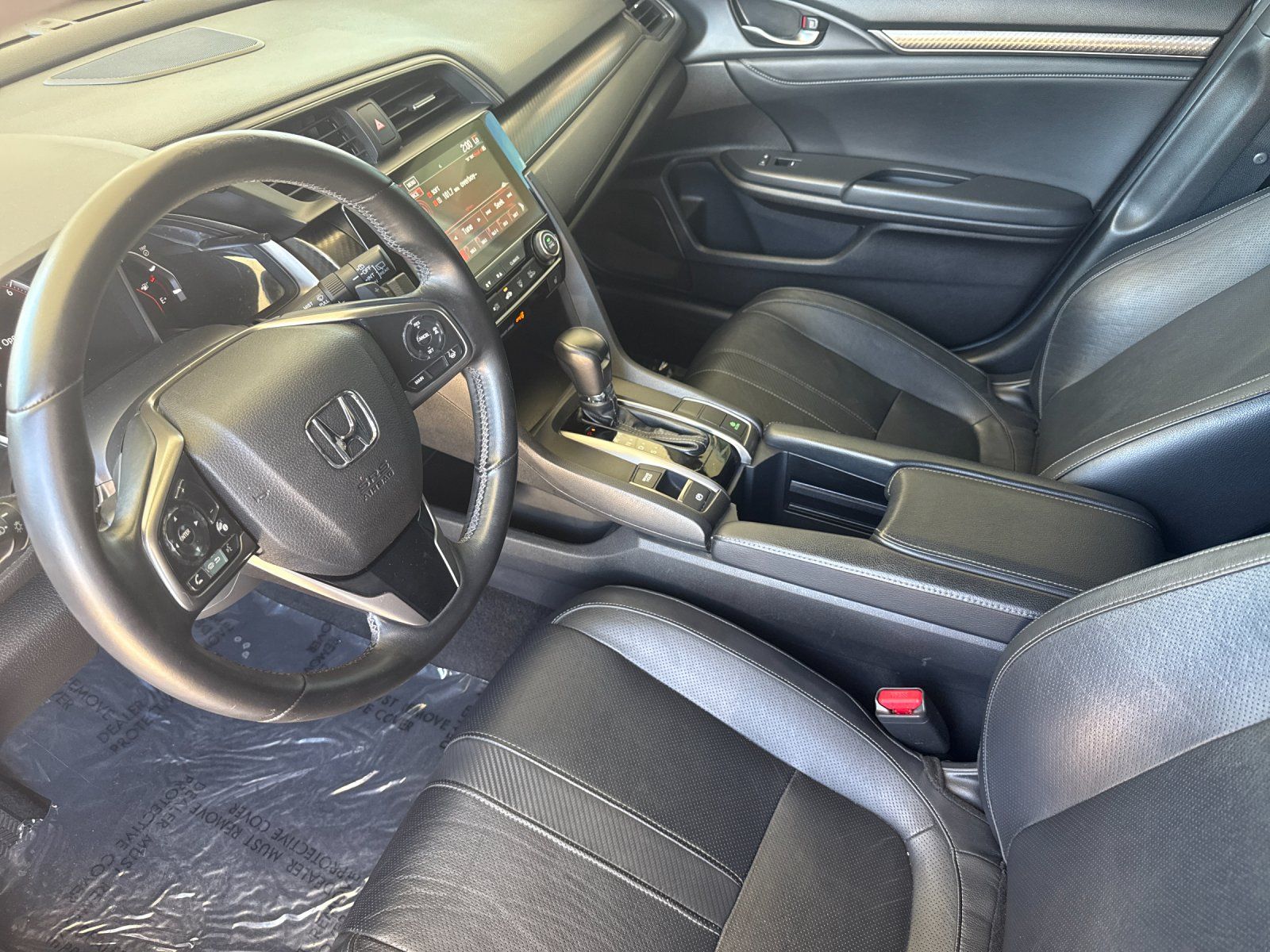 2019 Honda Civic Sport Touring — full photo 10 of 28