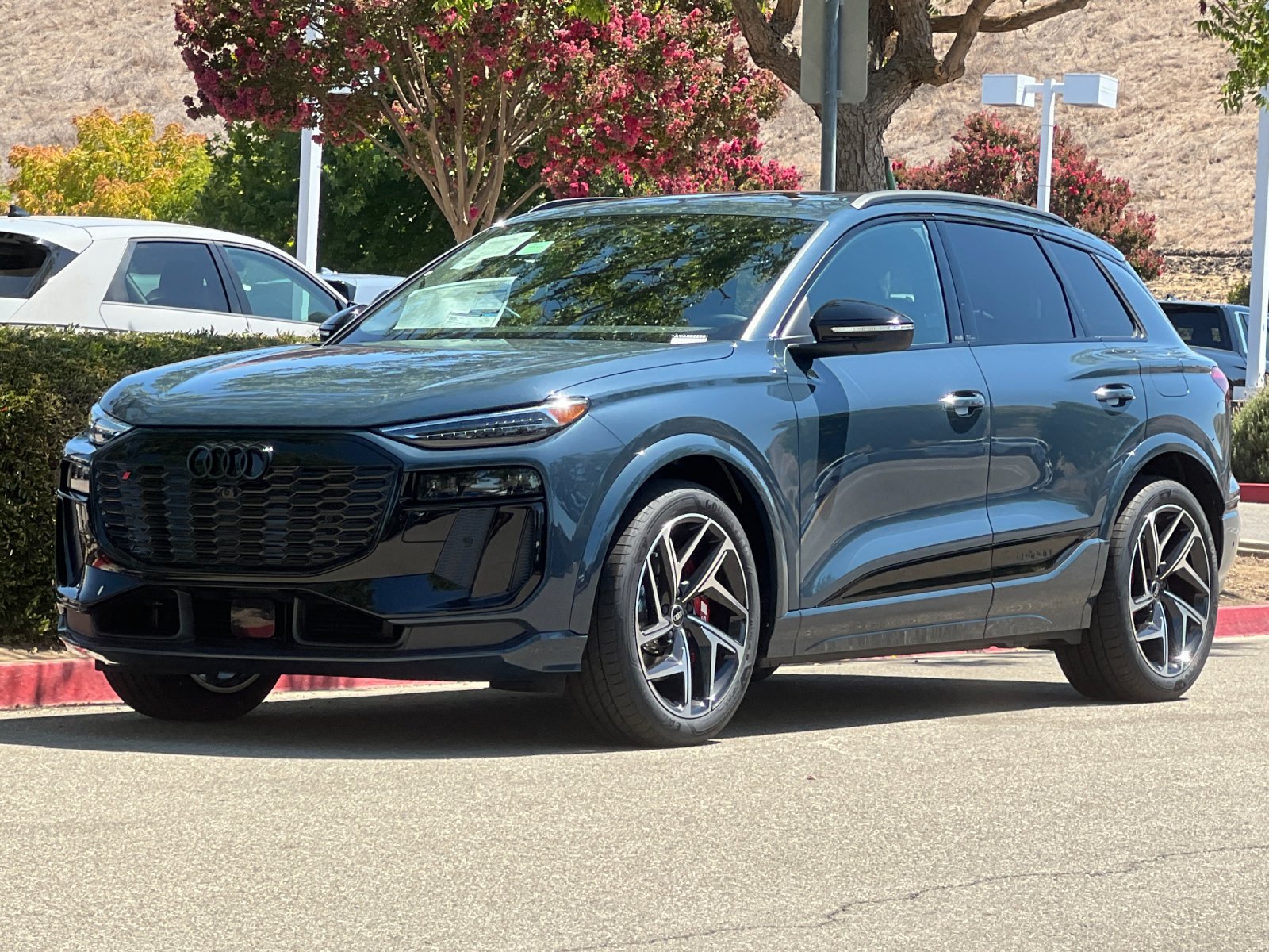 2027 Audi SQ6 e-tron Premium Plus — photo 1 of 30