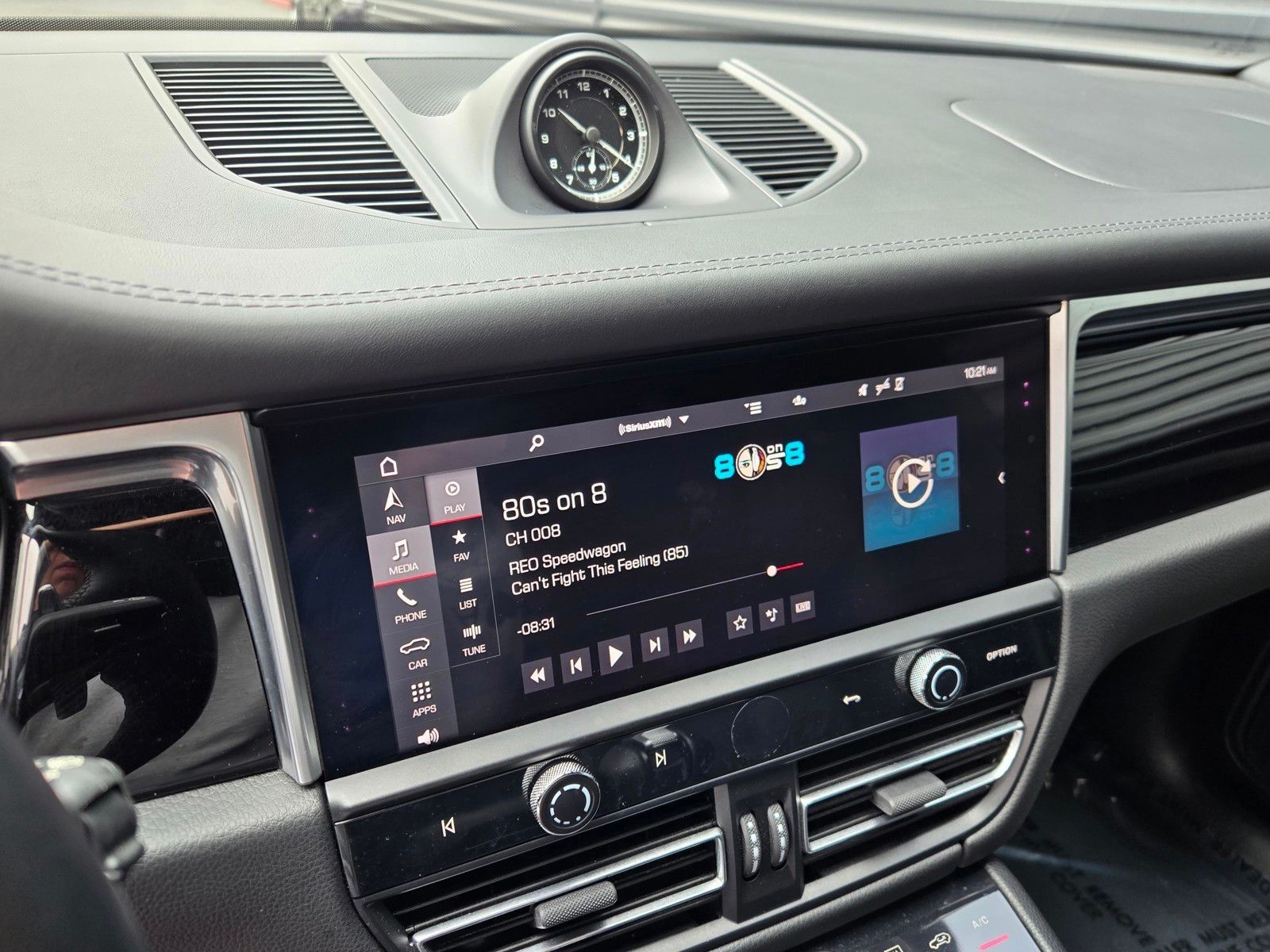 2022 Porsche Macan S — full photo 21 of 45