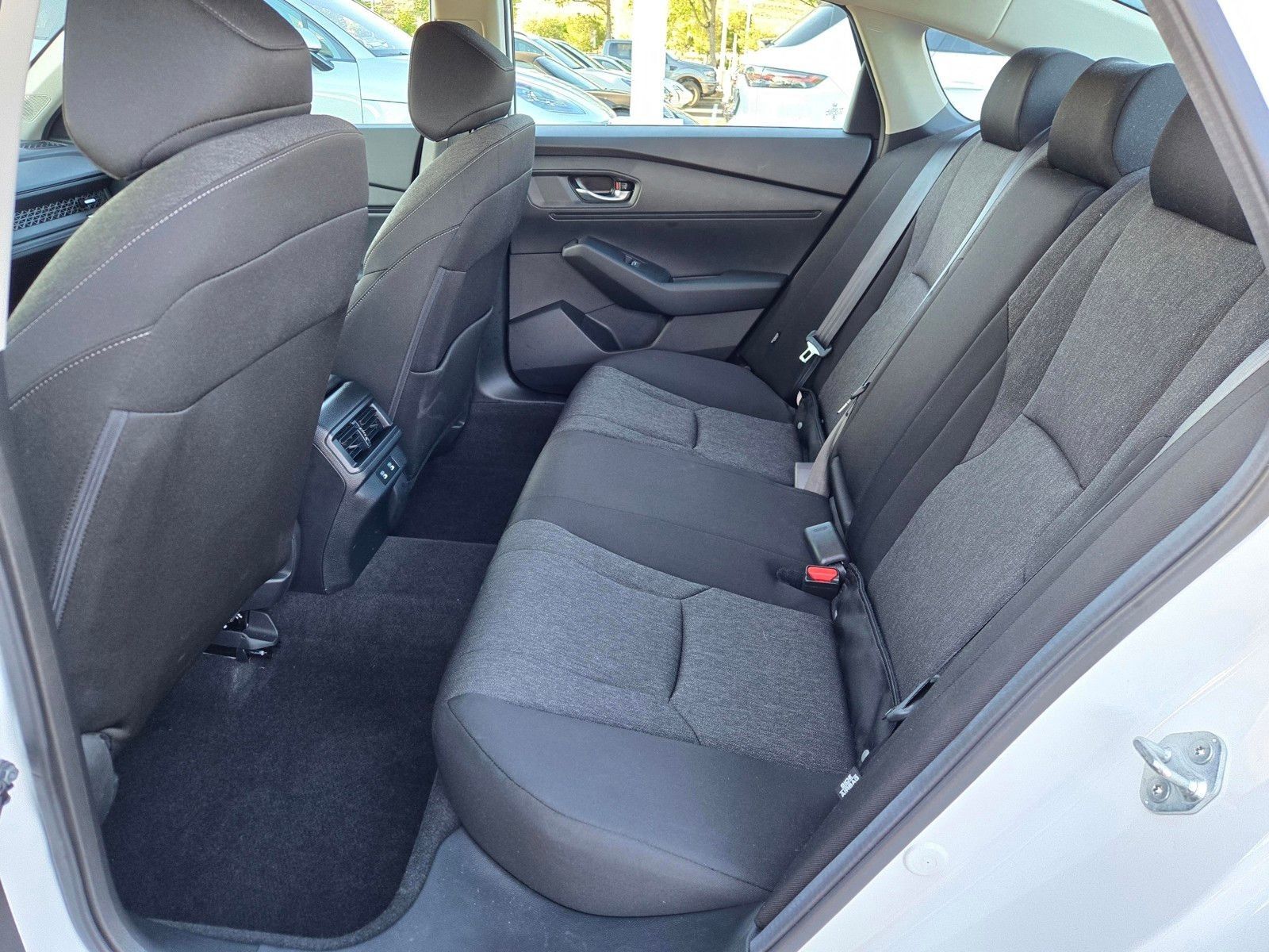 2025 Honda Accord SE — foto completa 11 de 28