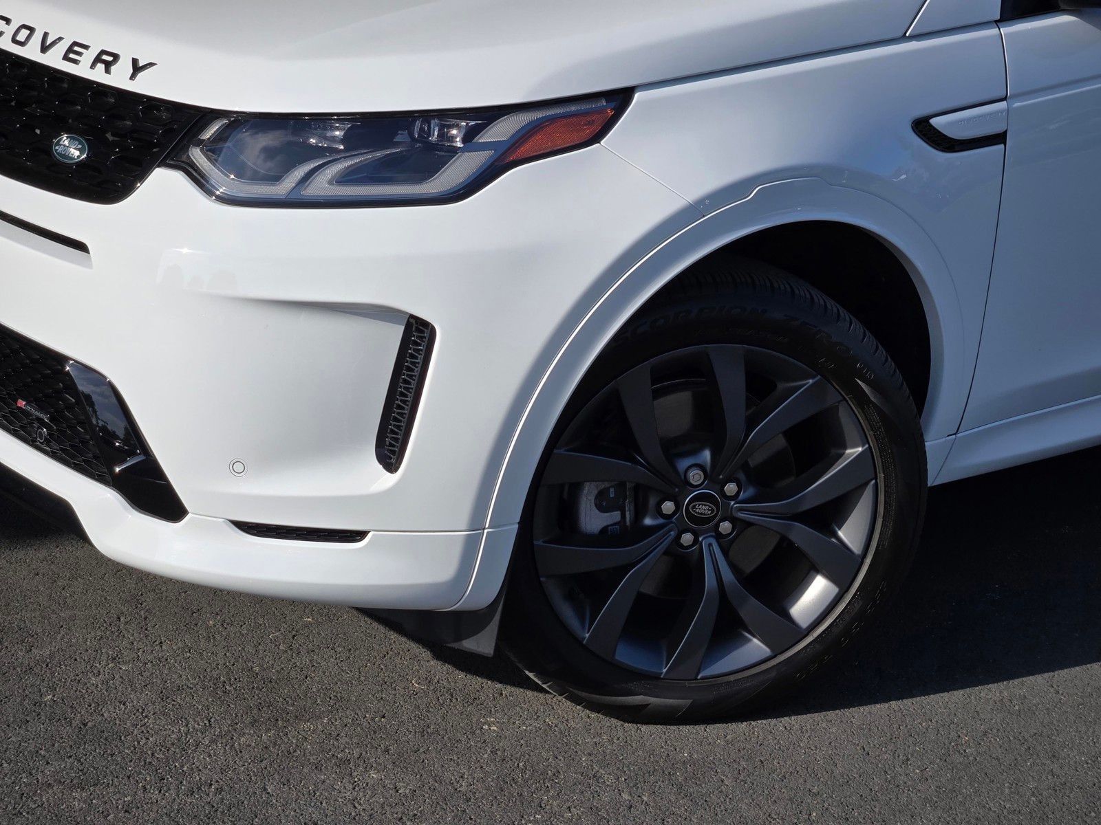 2023 Land Rover Discovery Sport SE R-Dynamic — foto completa 9 de 45