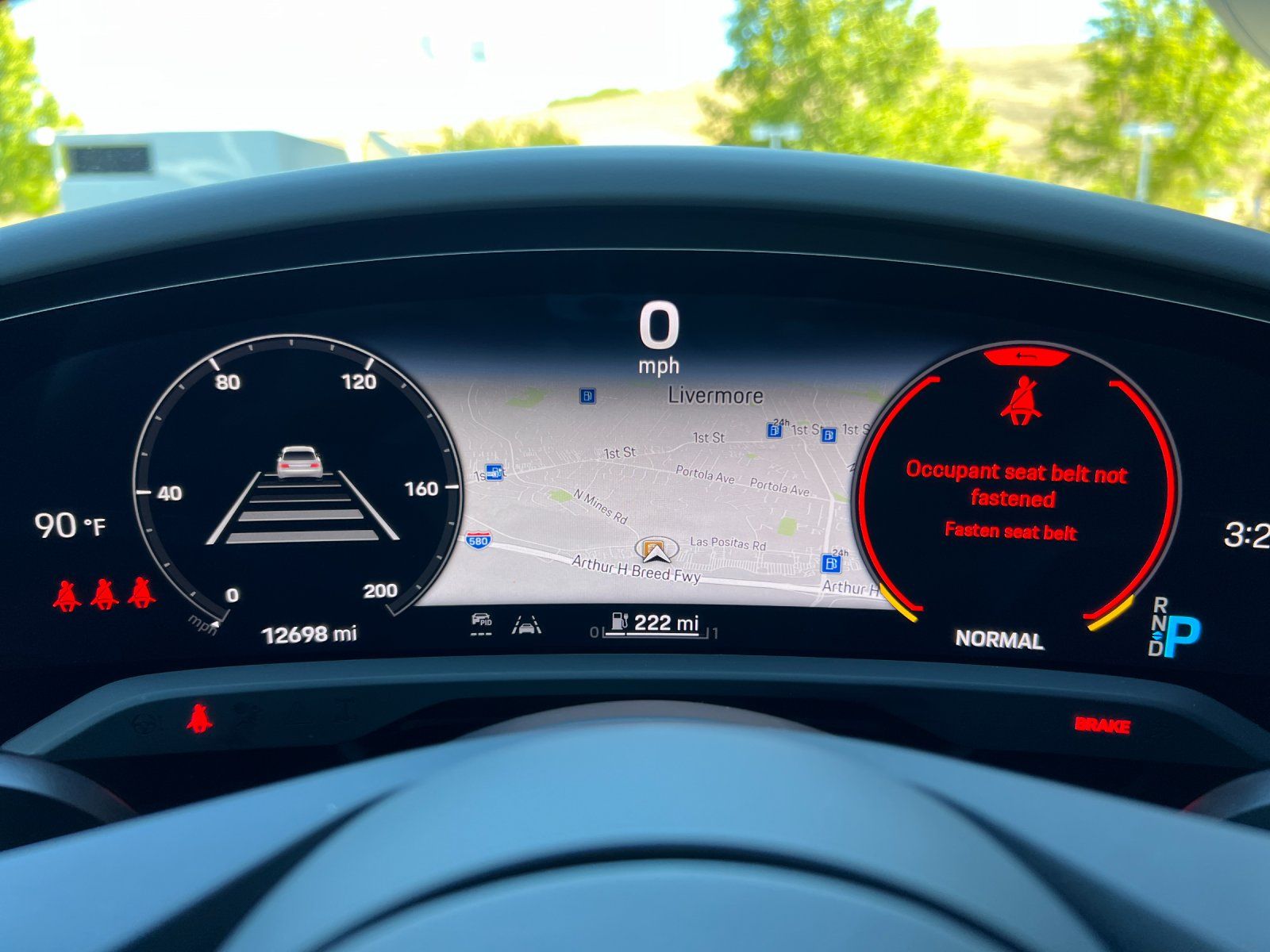 2024 Porsche Taycan 4S — full photo 25 of 29