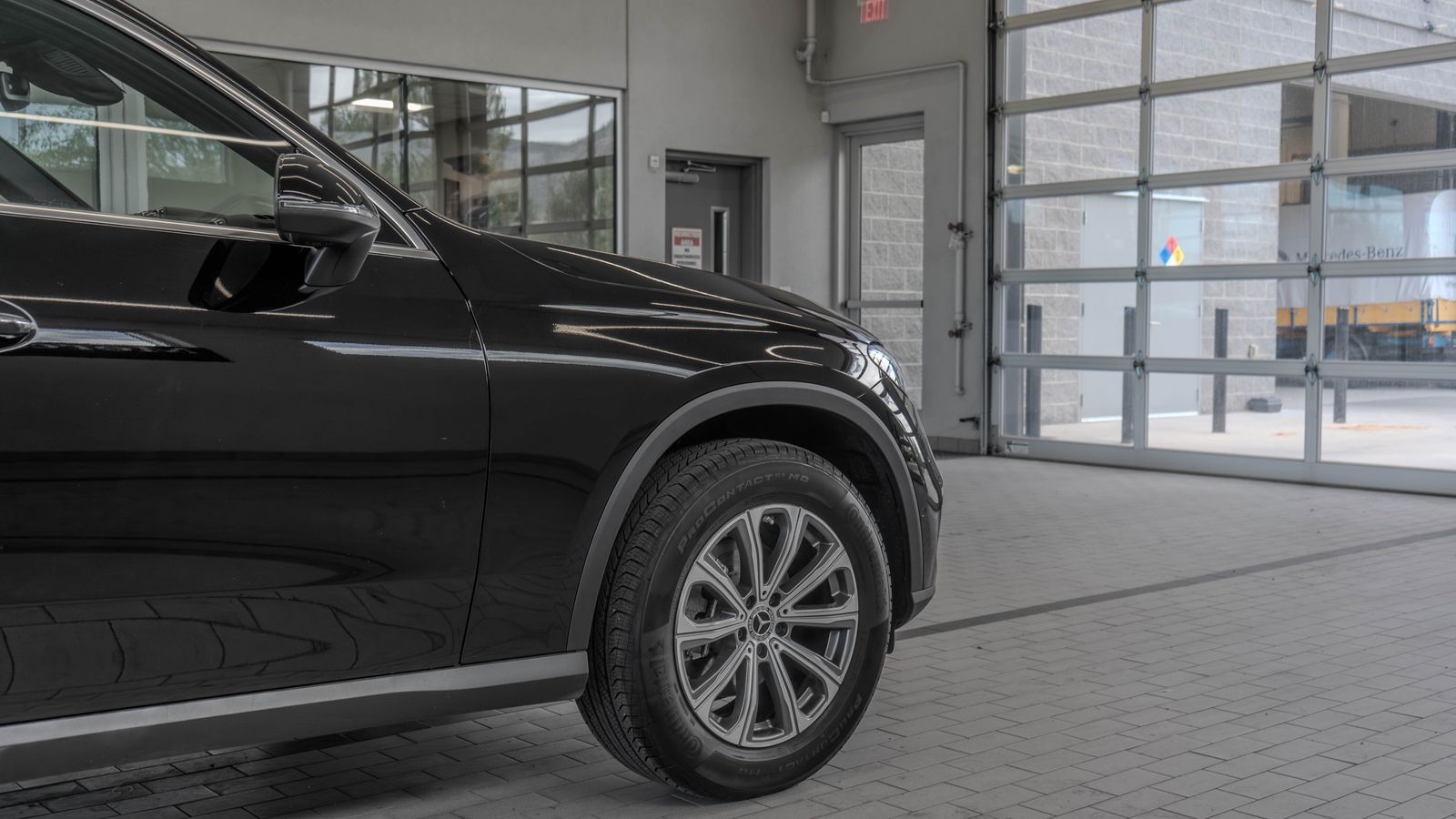 2026 Mercedes-Benz GLC GLC 300 — foto completa 30 de 35