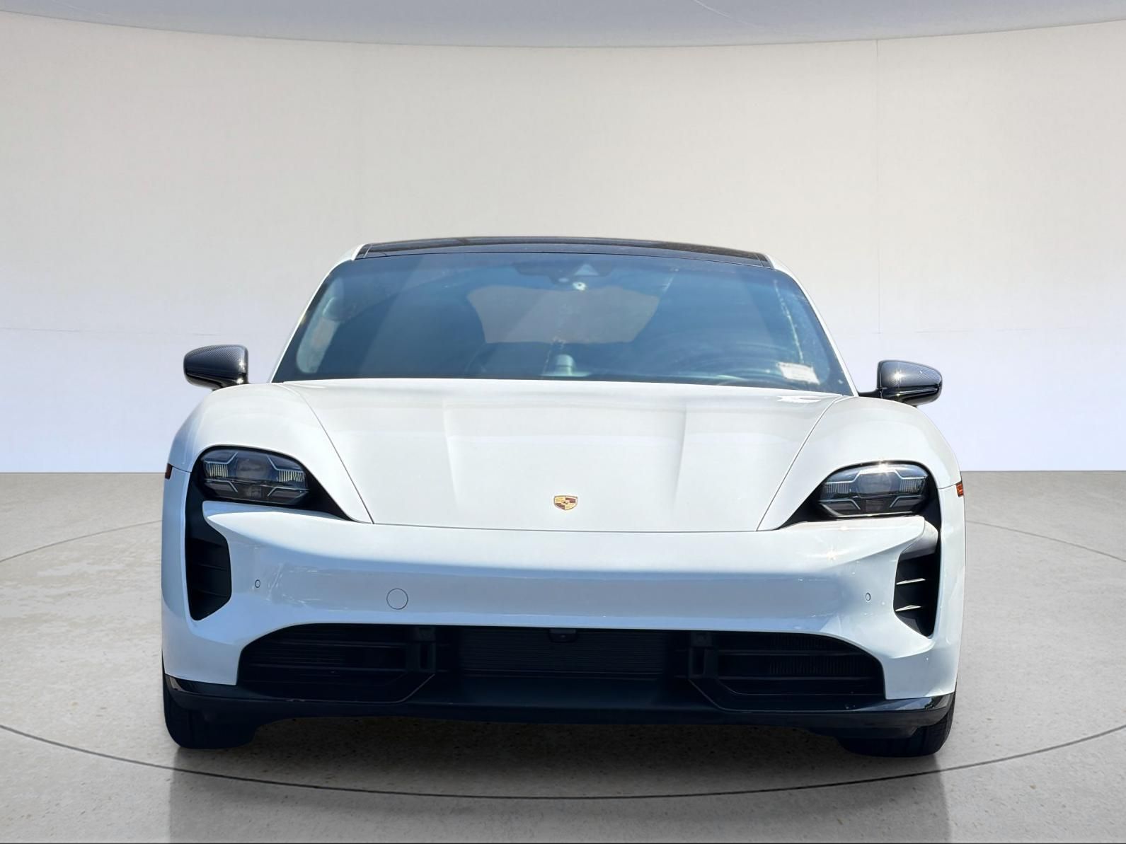 2021 Porsche Taycan Turbo — full photo 12 of 29