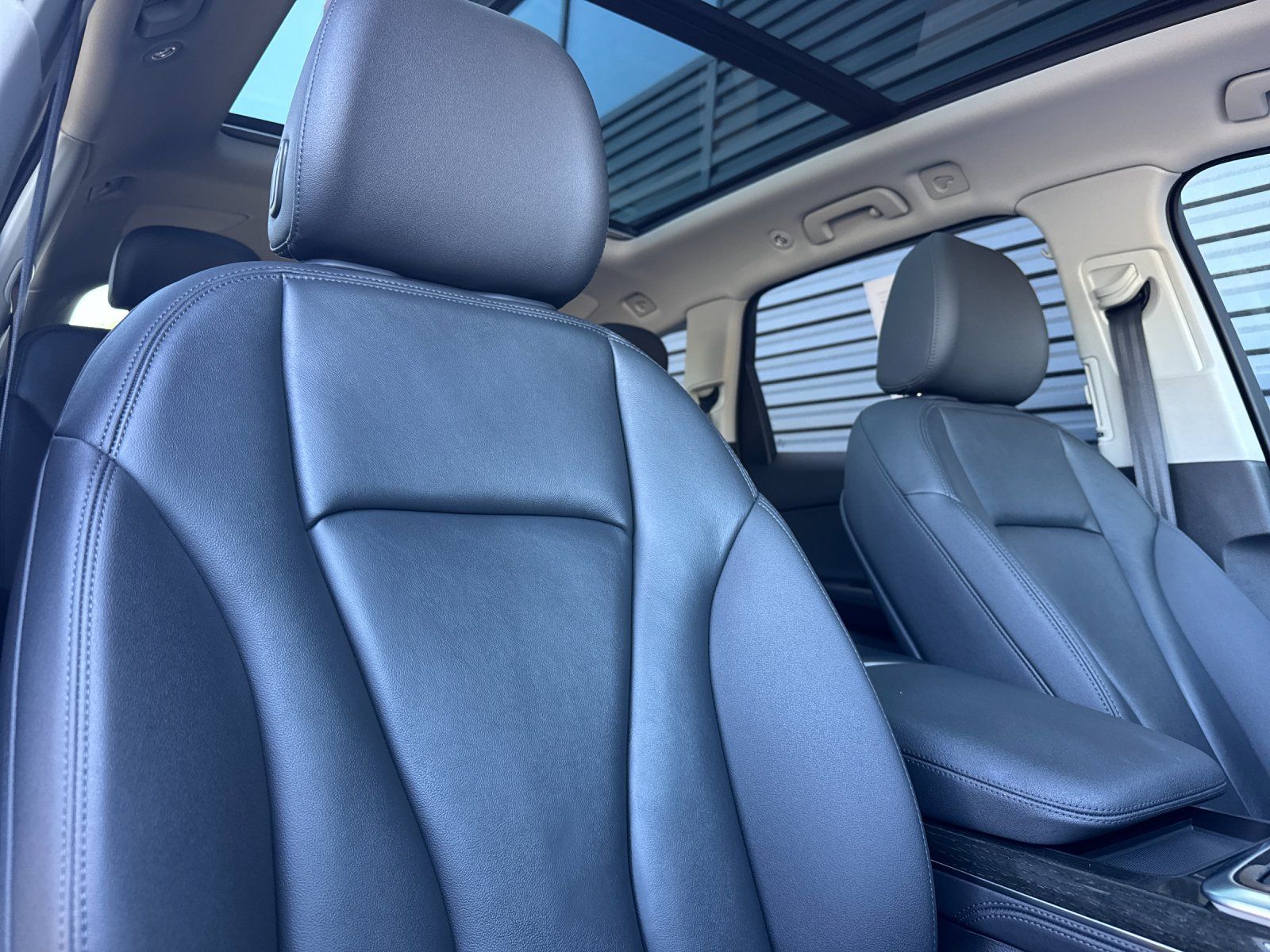 2023 Audi Q7 45 Premium Plus — full photo 17 of 29