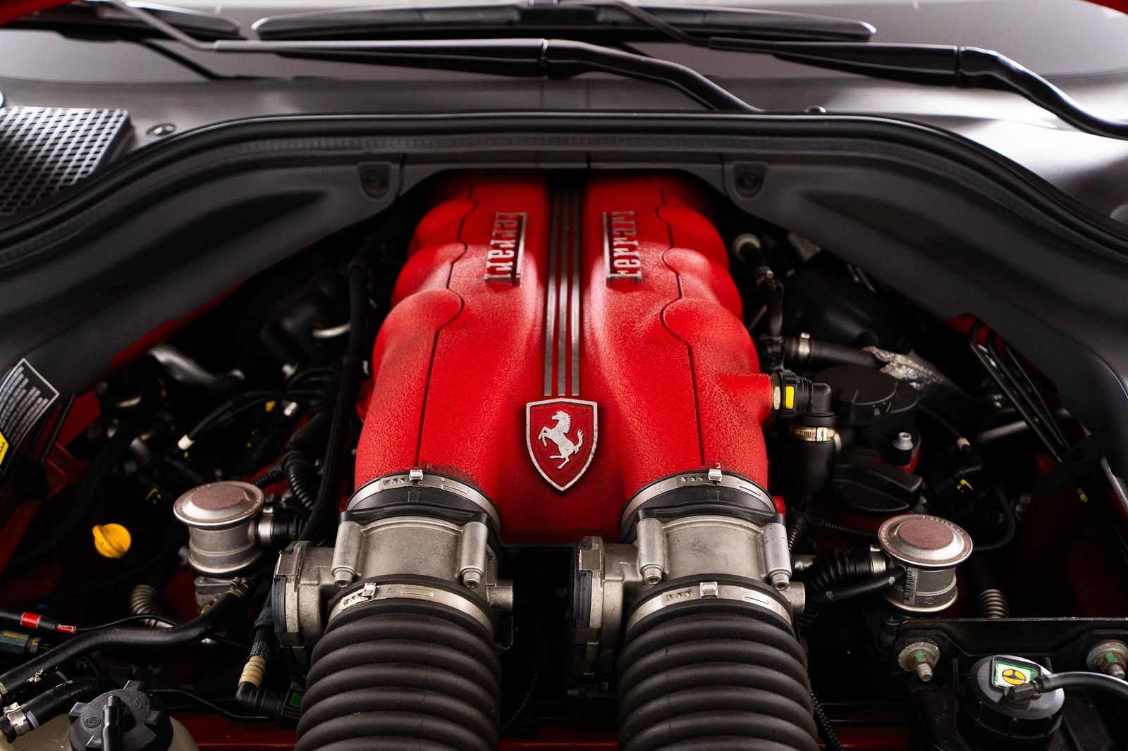 2012 Ferrari California — full photo 11 of 38