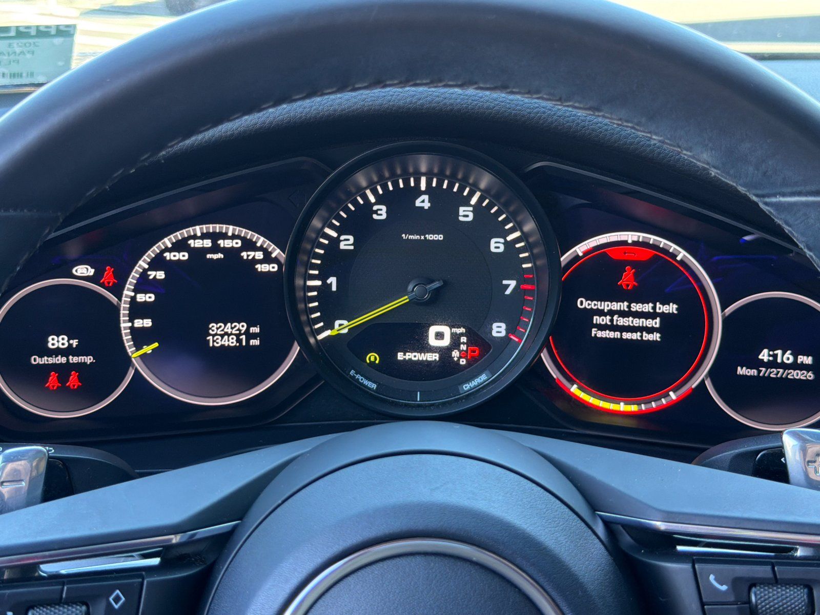 2023 Porsche Panamera E-Hybrid 4 — foto completa 24 de 28