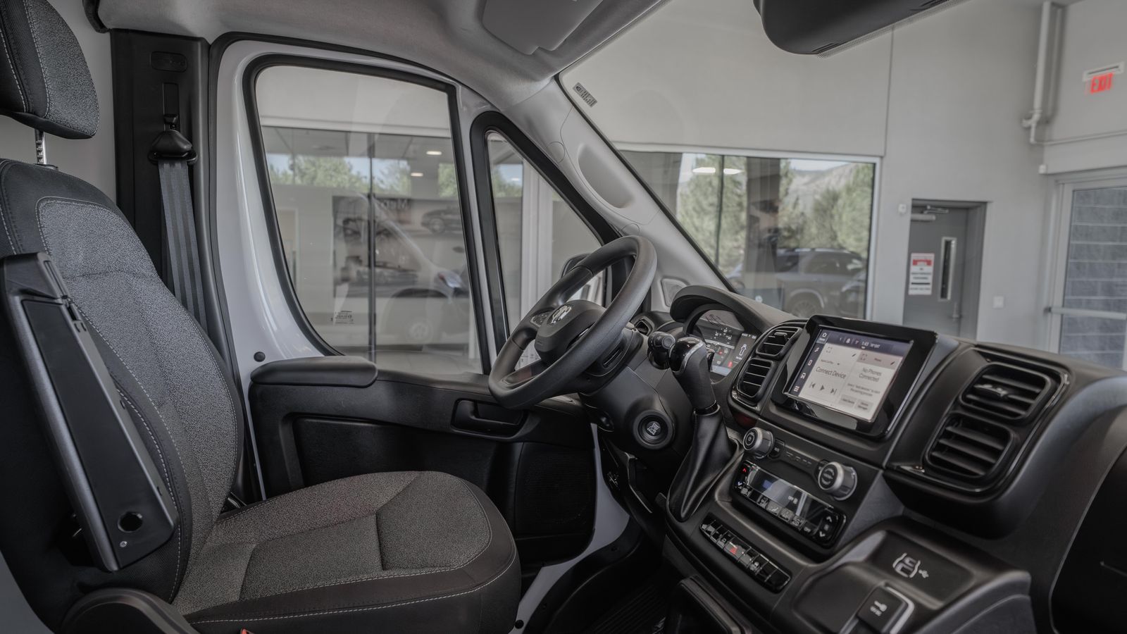 2024 Ram ProMaster 3500 High Roof — foto completa 18 de 36