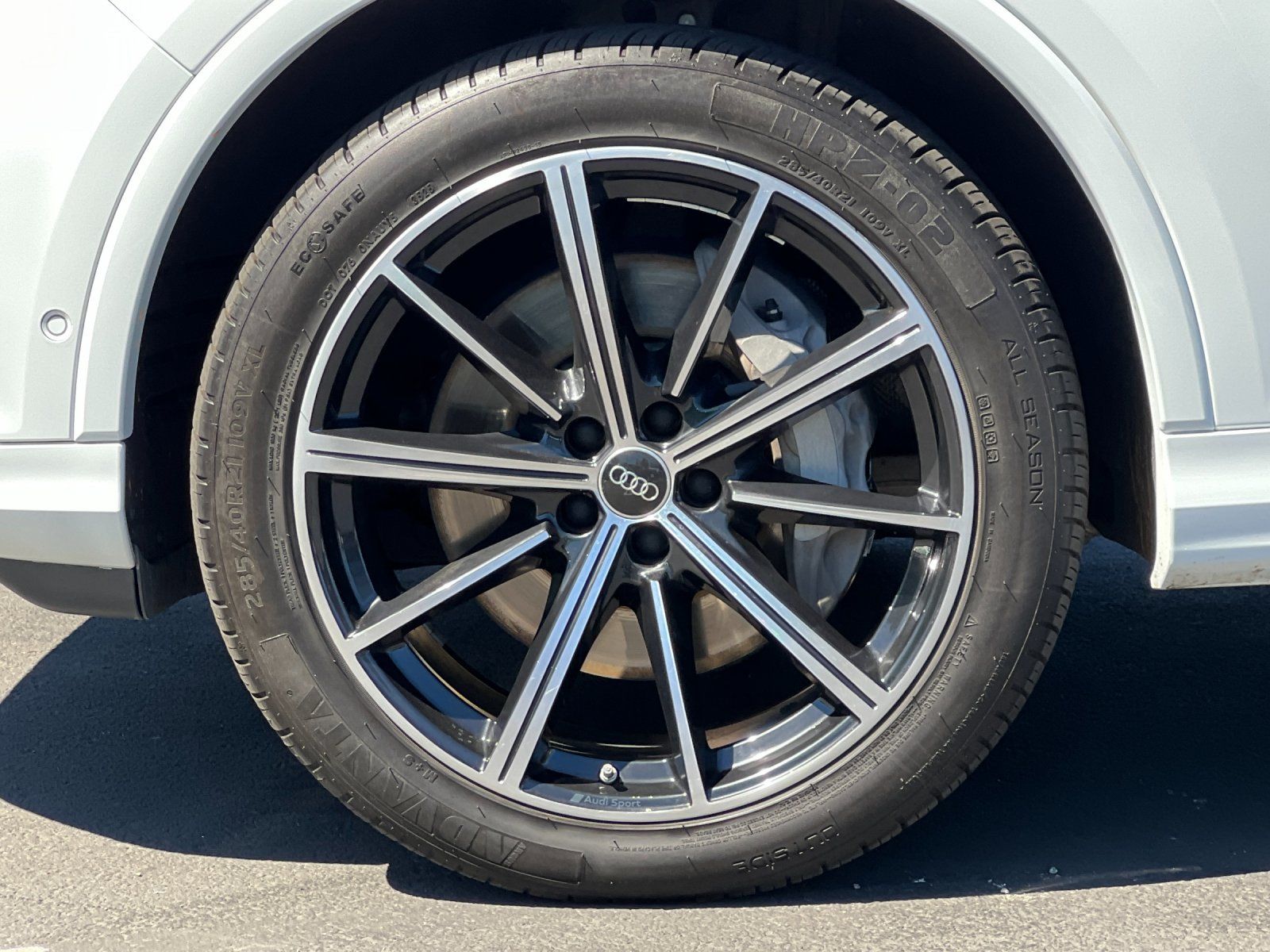2023 Audi Q7 55 Premium Plus — full photo 27 of 30