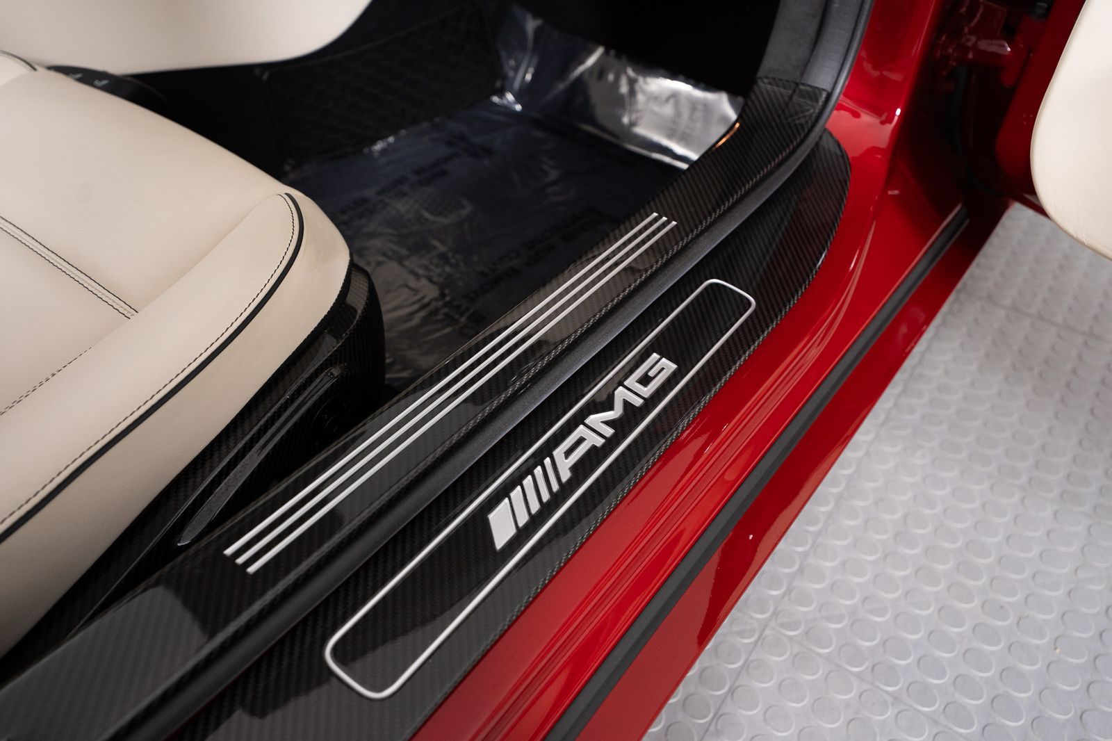 2012 Mercedes-Benz SLS AMG® — full photo 28 of 58