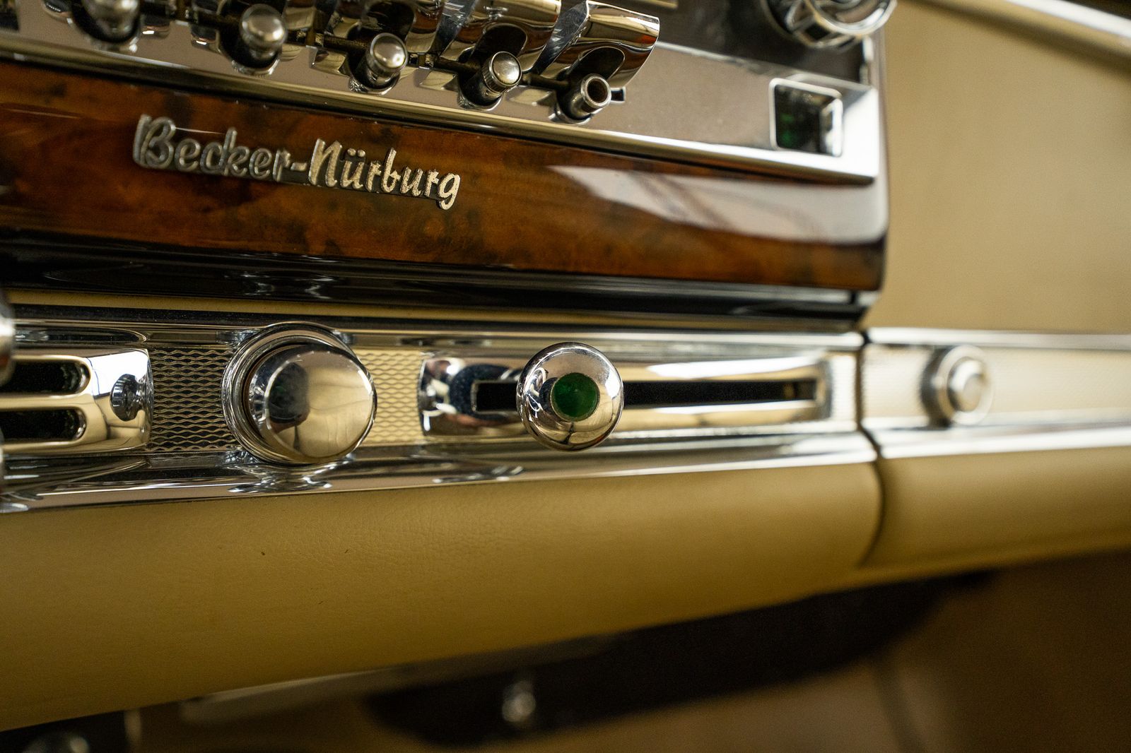 1953 Mercedes-Benz 300-Class — full photo 60 of 100