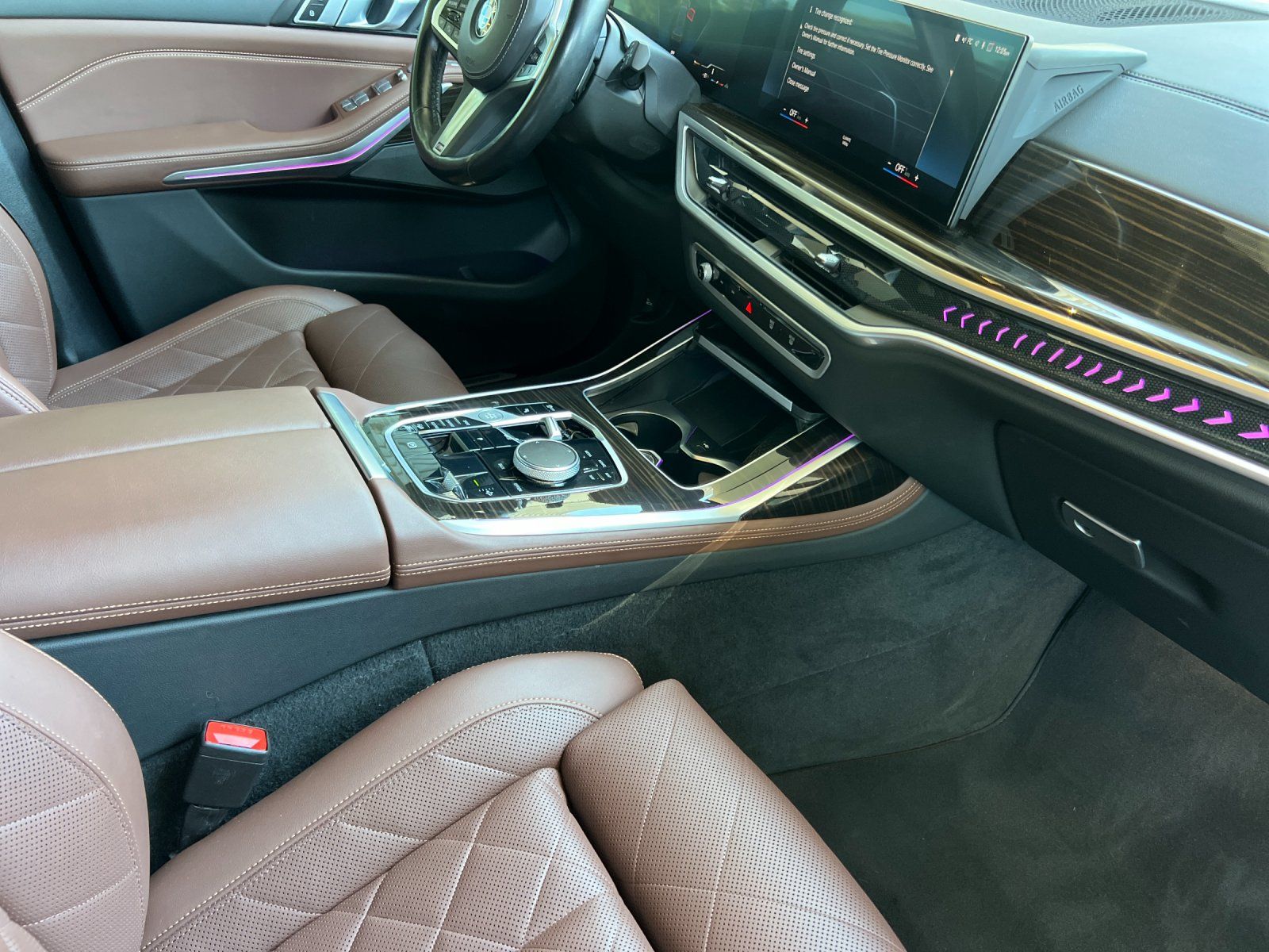 2023 BMW X7 xDrive40i — full photo 17 of 30